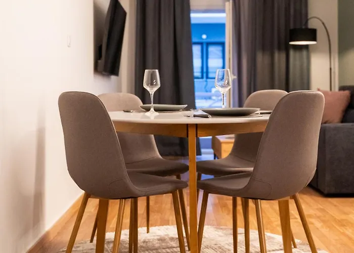 Apartamento Nueve / There's No Place Like