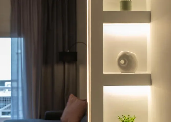 Nueve / There's No Place Like * 帕特雷